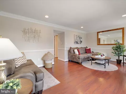 Living - 2208 Notely Ln, Crofton, MD 21114 photo 3 of 6