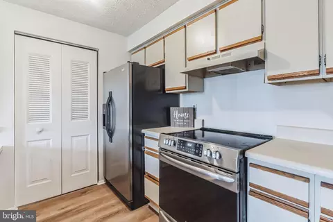 3502 B Lochearn Ct #B, Pasadena, MD 21122 photo 5