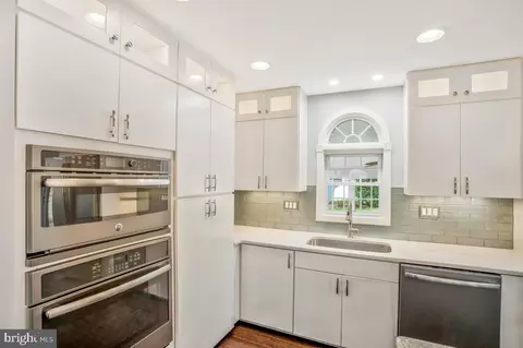 Kitchen - 11 Williams Dr, Annapolis, MD 21401 photo 6 of 8