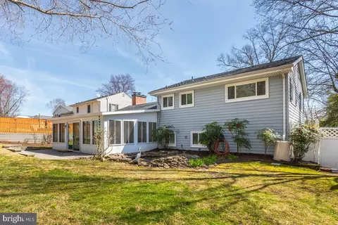 Exterior - 11 Williams Dr, Annapolis, MD 21401 photo 11 of 13