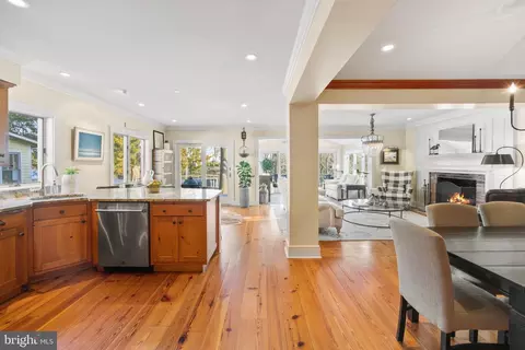 705 Red Cedar Rd, Annapolis, MD 21409 photo 5