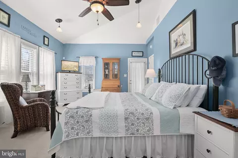 201 Beverley Ave, Edgewater, MD 21037 photo 33