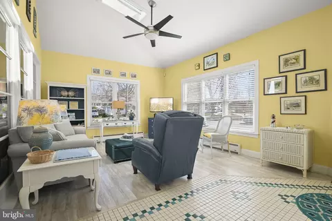 201 Beverley Ave, Edgewater, MD 21037 photo 13
