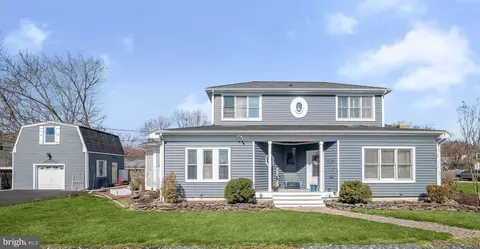 201 Beverley Ave, Edgewater, MD 21037
