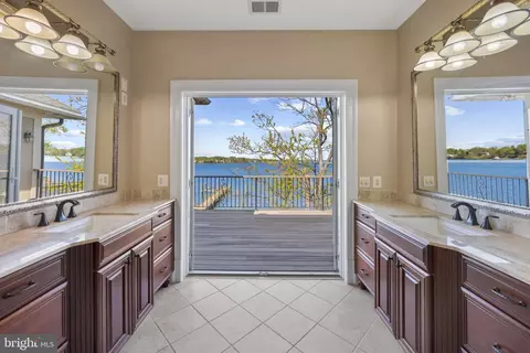 Bath - 540 Sunset Rd, Annapolis, MD 21403 photo 1 of 4