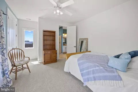 Bedroom - 540 Sunset Rd, Annapolis, MD 21403 photo 3 of 6