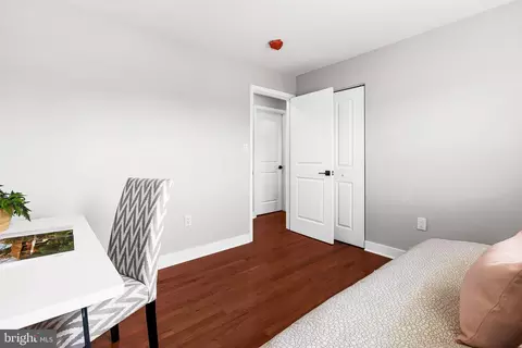 Bedroom - 2911 Gladnor Rd, Pasadena, MD 21122 photo 2 of 5