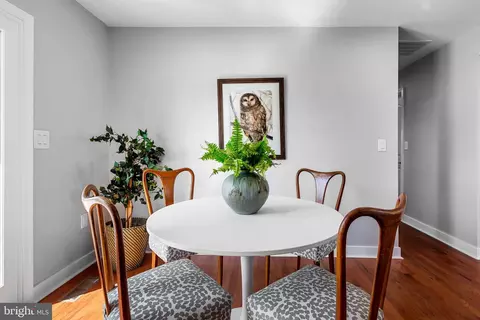 Dining - 2911 Gladnor Rd, Pasadena, MD 21122 photo 2 of 2