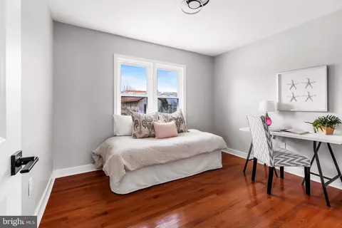 Bedroom - 2911 Gladnor Rd, Pasadena, MD 21122 photo 1 of 5