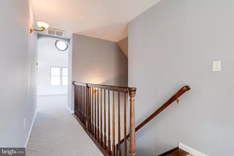 Entry Way - 552 Broadwater Rd, Arnold, MD 21012 photo 3 of 4