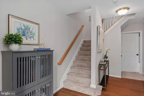 Entry Way - 606 Baystone Ct, Annapolis, MD 21409 photo 3 of 6
