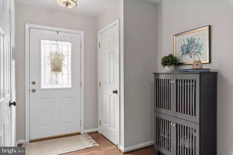 Entry Way - 606 Baystone Ct, Annapolis, MD 21409 photo 1 of 6