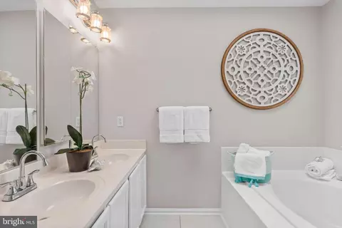Bath - 606 Baystone Ct, Annapolis, MD 21409 photo 1 of 5