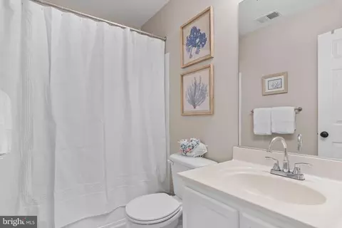 Bath - 606 Baystone Ct, Annapolis, MD 21409 photo 4 of 5