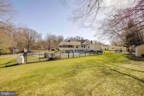 Exterior - 202 Kirchner Ct, Annapolis, MD 21401 photo 6 of 22