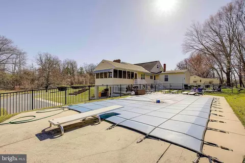 Exterior - 202 Kirchner Ct, Annapolis, MD 21401 photo 2 of 22
