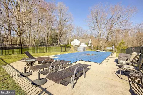 Exterior - 202 Kirchner Ct, Annapolis, MD 21401 photo 4 of 22