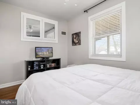 Bedroom - 400 Stewart Ave, Arnold, MD 21012 photo 4 of 6