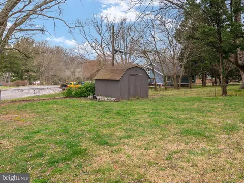 Exterior - 400 Stewart Ave, Arnold, MD 21012 photo 8 of 8