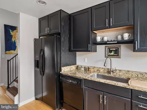 Kitchen - 400 Stewart Ave, Arnold, MD 21012 photo 4 of 4