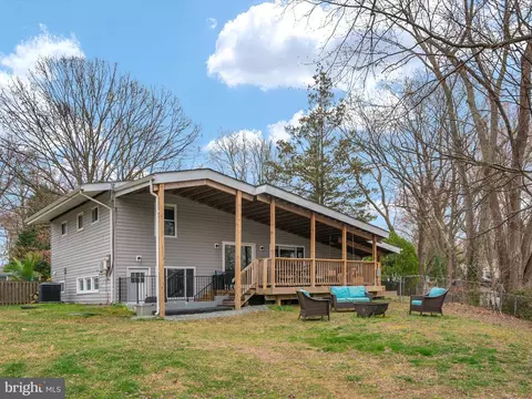 Exterior - 400 Stewart Ave, Arnold, MD 21012 photo 7 of 8