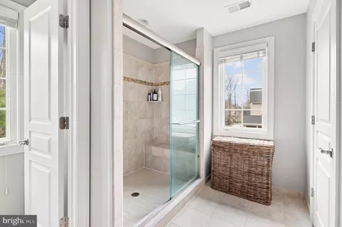 Bath - 1410 Triton, Edgewater, MD 21037 photo 3 of 7
