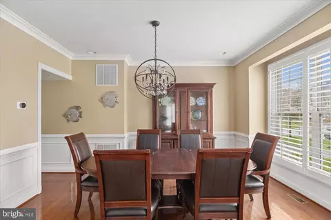 Dining - 1410 Triton, Edgewater, MD 21037 photo 3 of 4