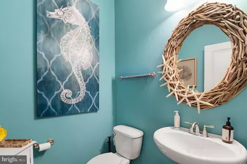 Bath - 1410 Triton, Edgewater, MD 21037 photo 1 of 7