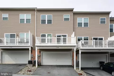 Exterior - 1708 Spanish Oak Ct, Hanover, MD 21076 photo 4 of 5