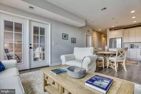 141 West St #303, Annapolis, MD 21401 photo 9