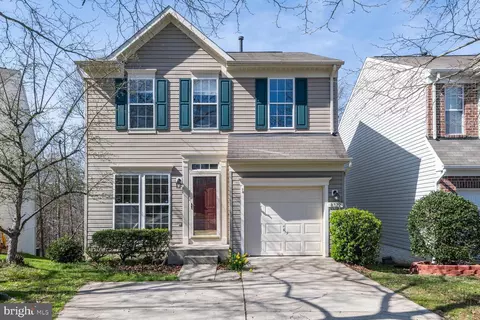 8322 Lyndhurst St, Laurel, MD 20724