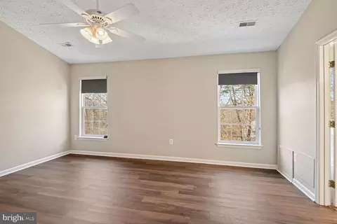 8322 Lyndhurst St, Laurel, MD 20724 photo 14