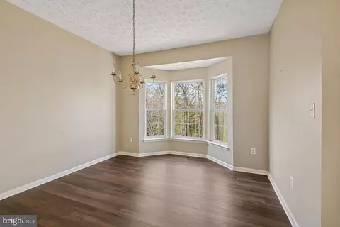 8322 Lyndhurst St, Laurel, MD 20724 photo 6