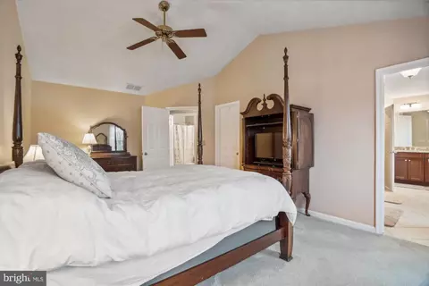 Bedroom - 507 Nectar Ct, Odenton, MD 21113 photo 2 of 9