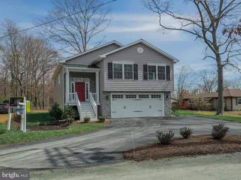 7711 Warsaw Ave, Glen Burnie, MD 21060