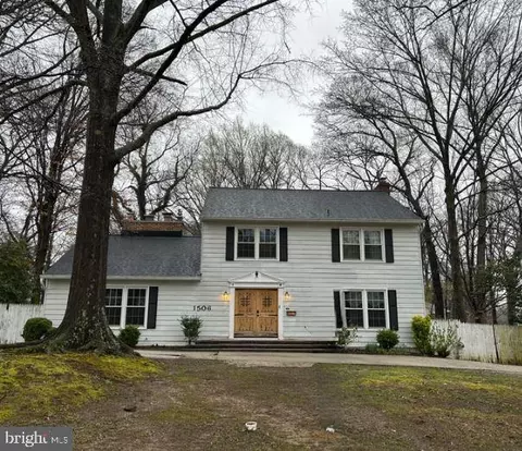 1506 Elwyn Ave, Crofton, MD 21114