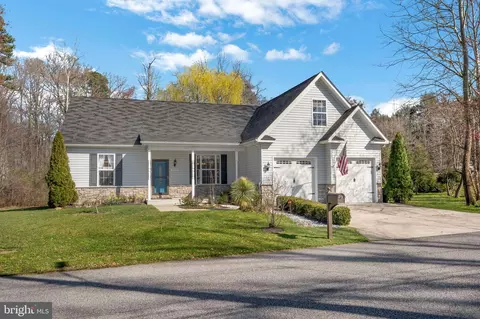 7749 Twin Oaks Rd, Severn, MD 21144
