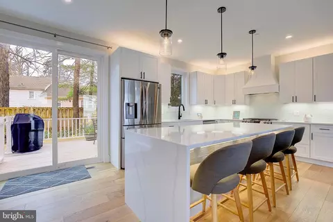 Kitchen - 3541 S River Ter, Edgewater, MD 21037 photo 1 of 7