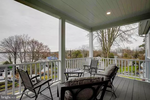 Exterior - 3541 S River Ter, Edgewater, MD 21037 photo 10 of 11