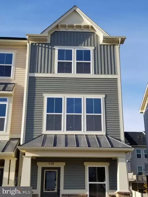 539 White Oak Dr, Glen Burnie, MD 21060