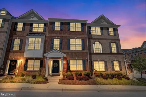 7922 Silver Oak Rd, Hanover, MD 21076