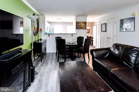 1646 Fallowfield Ct, Crofton, MD 21114 photo 6