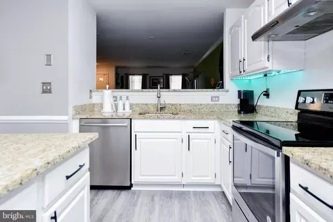 1646 Fallowfield Ct, Crofton, MD 21114 photo 10