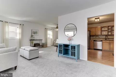 Living - 2306 229th St, Pasadena, MD 21122 photo 1 of 10