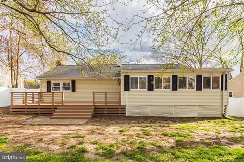 Exterior - 2306 229th St, Pasadena, MD 21122 photo 10 of 11