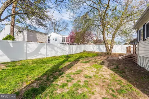 Exterior - 2306 229th St, Pasadena, MD 21122 photo 8 of 11