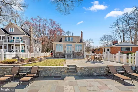 8184 Riverside Dr, Pasadena, MD 21122 photo 2