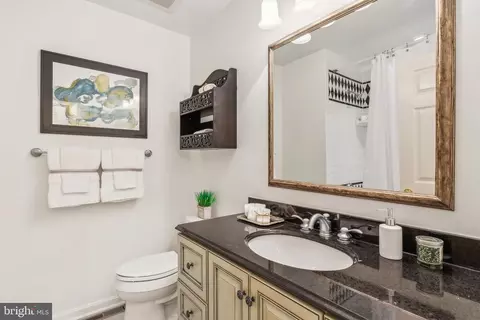 Bath - 609 Dunberry Dr, Arnold, MD 21012 photo 2 of 3