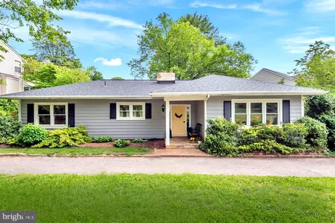 1317 Swan Dr, Annapolis, MD 21409