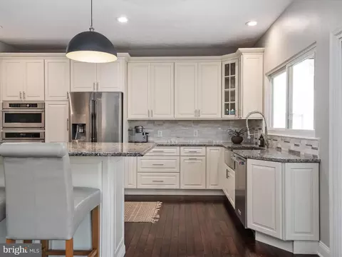 Kitchen - 2403 Kemper Rd, Crofton, MD 21114 photo 2 of 5